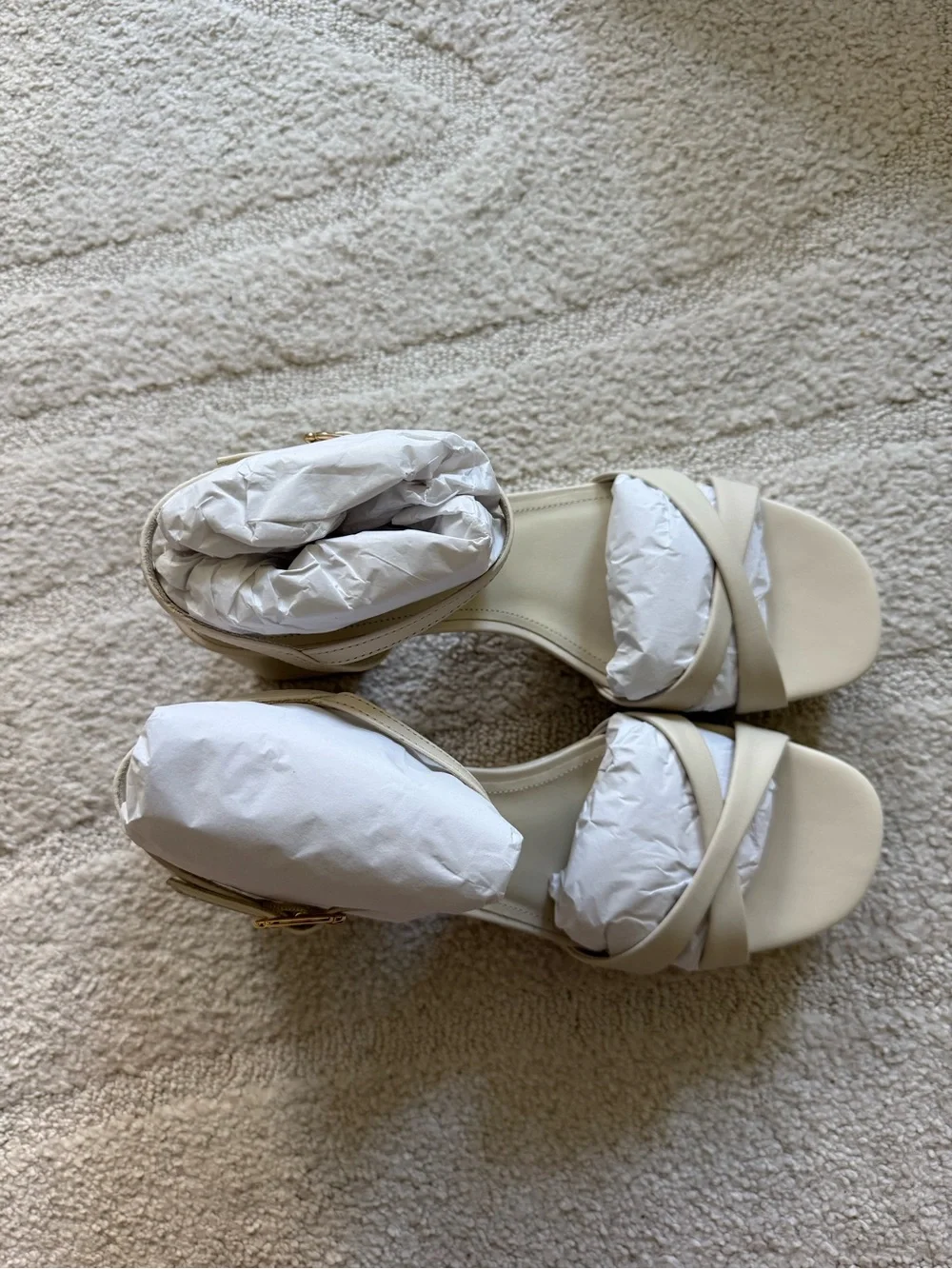 BRAND NEW Larroude Bianca Low Sandal in Ivory Leather - W8
